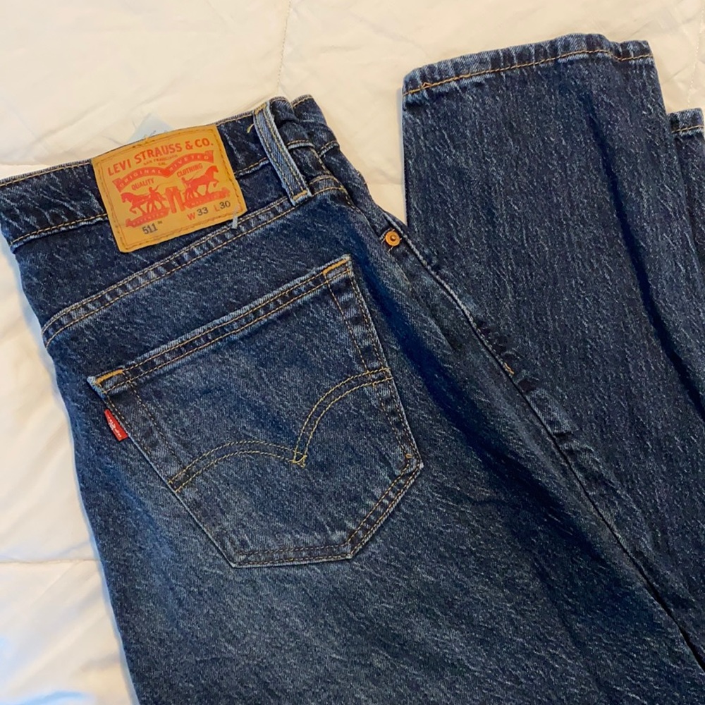 Levi 511 33/30 never worn skinny